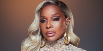 A photo of R&B singer Mary J. Blige