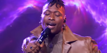 R&B singer Lucky Daye performs "That's You" and "HERicane" on "GMA"