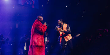 Usher and Raheem DeVaughn at Capital One Arena on night two of the Past Present Future Tour in DC.